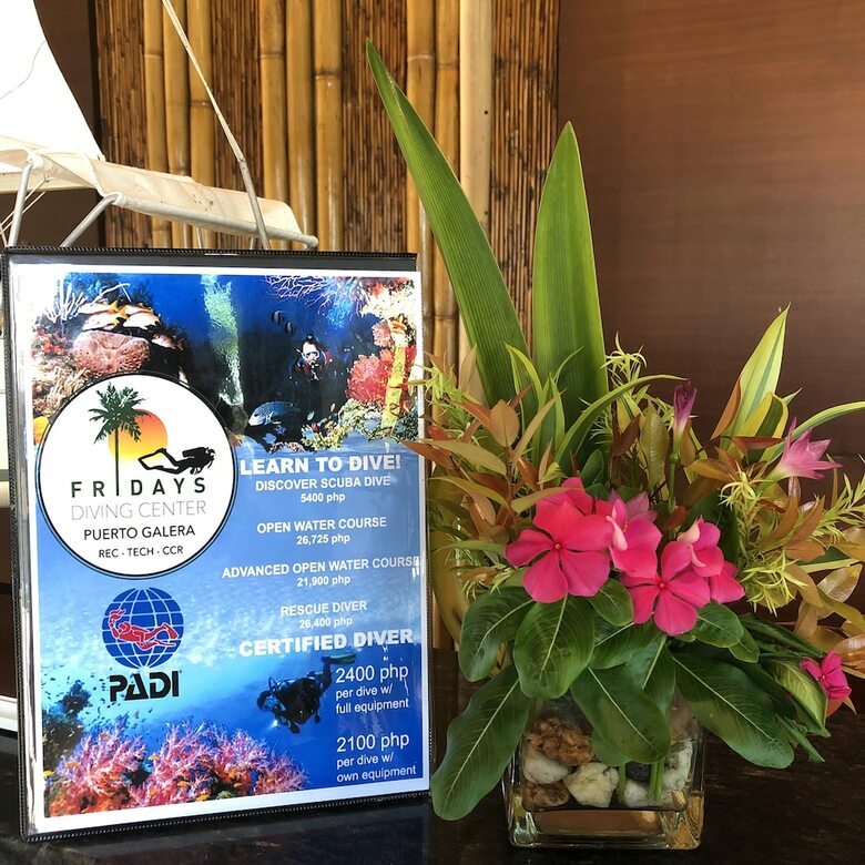 Hotel Fridays Puerto Galera