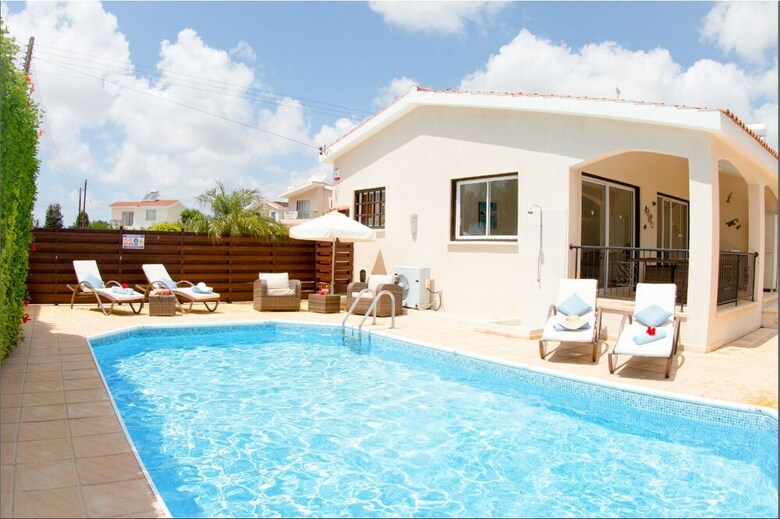 Villa Bungalow Mikaella