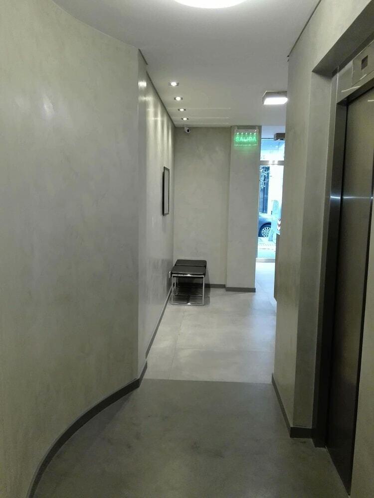Apartamentos Paraguay 716