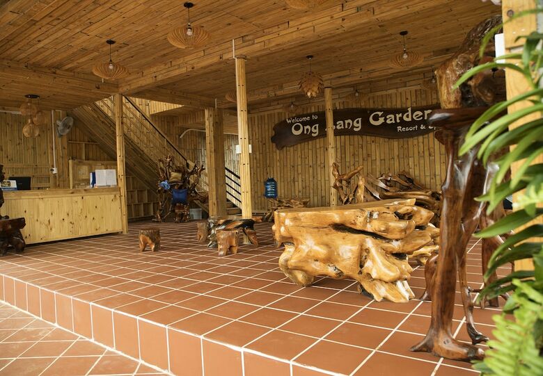 Hotel Ong Lang Garden