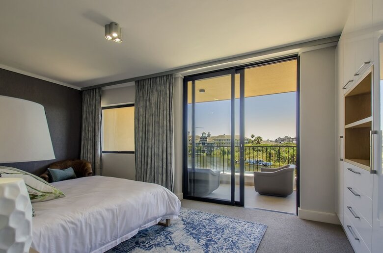 Century City Luxury Apartments