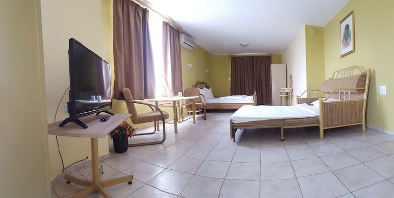 Hotel Jeweller