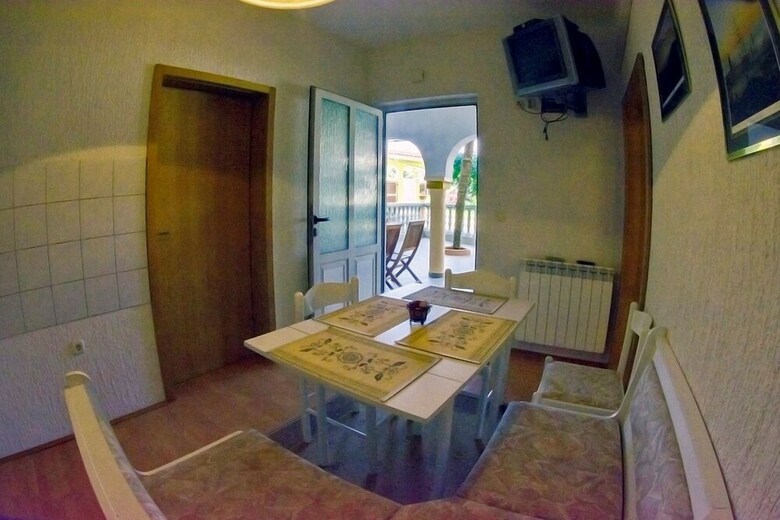 Olive Apartments