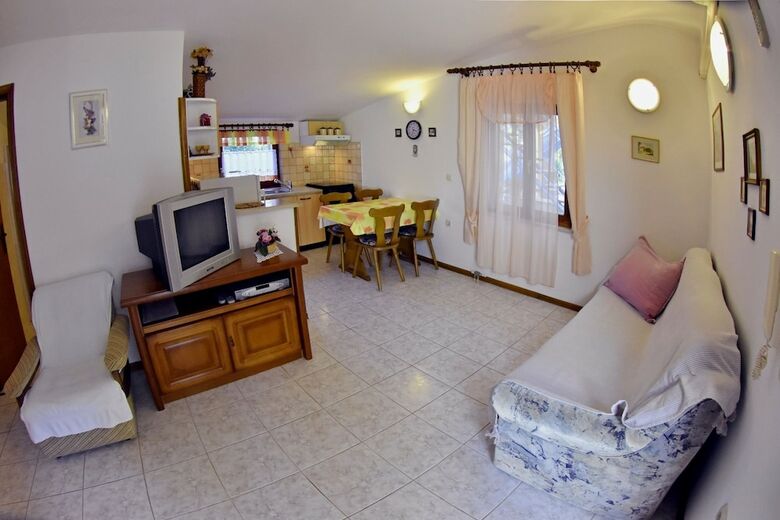 Olive Apartments