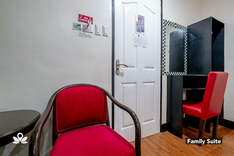 Hotel Zen Rooms Universal Suite Bed And Breakfast
