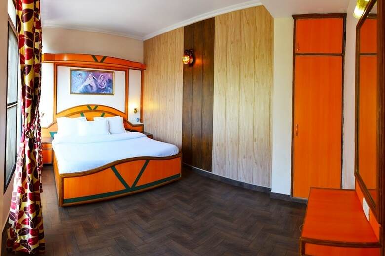 Hotel President