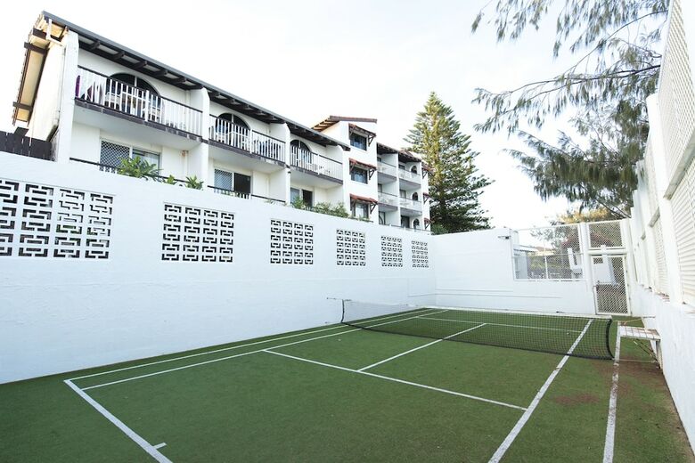 Apartamentos Don Pancho By The Beach