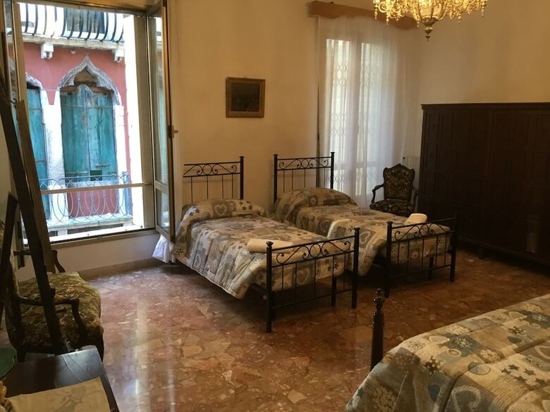 Hotel Venice Sun Apartment And Rooms