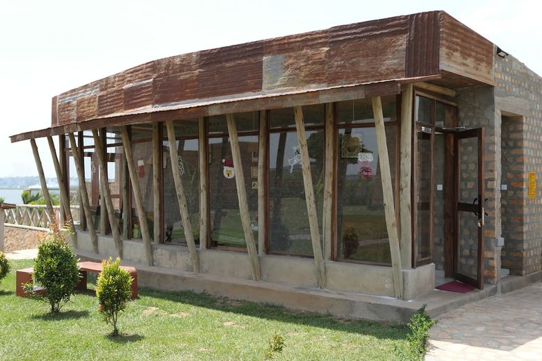 Posada Buvi Lodge