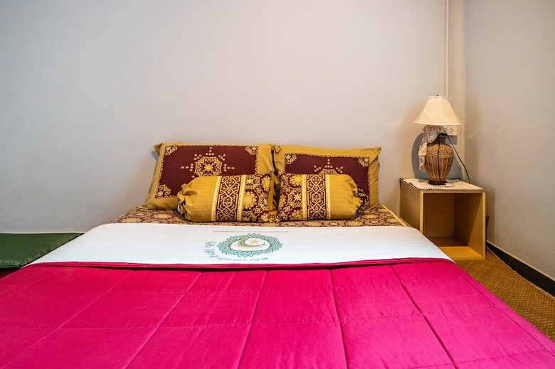 Hostal Nisarine Homestay @ Koh Klang