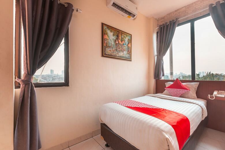 Oyo 1737 Hotel Celvasha