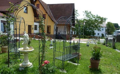 Hostal An Der Uferpromenade