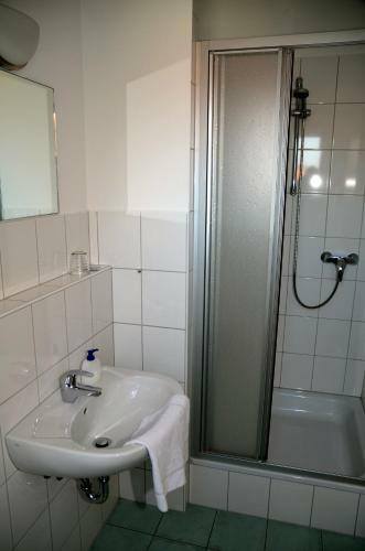 Hotel Velcrea Visavis