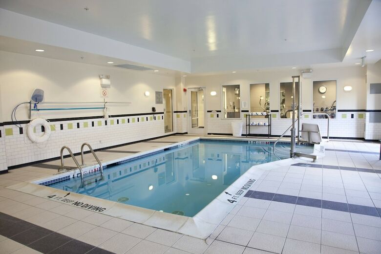 Hotel Fairfield Inn & Suites By Marriott Bedford
