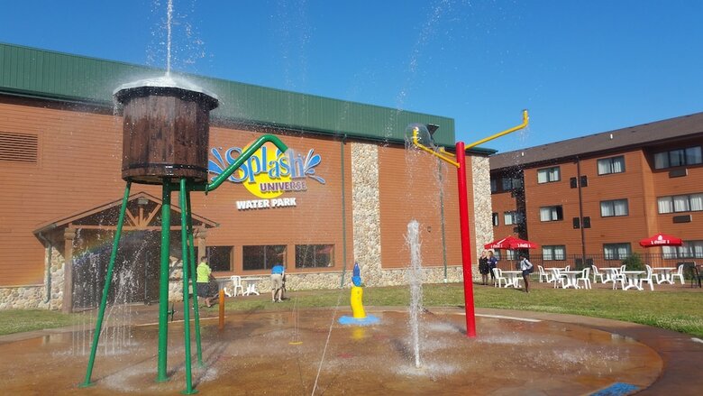 Hotel Splash Universe Resort