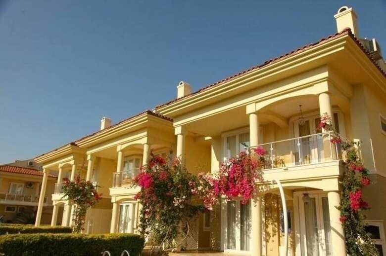 Sunset Beach Club Villas