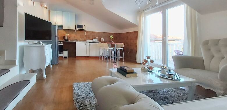 Hotel Adria Apartments