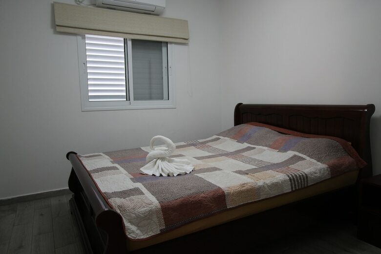 The Seasons Beach Apartment 2