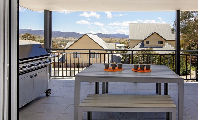The Elements East - Jindabyne