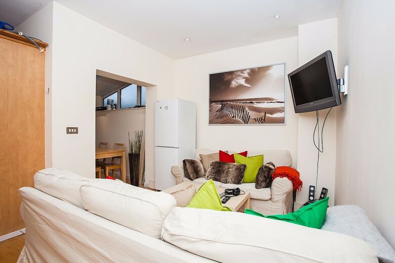 Apartamentos Modern & Spacious Home On Old Kent Road