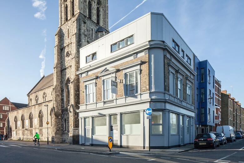 Fantastic Modern 2 Bed Apartment In Shadwell