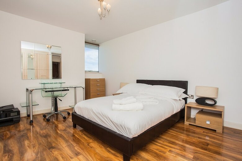 Stunning 2 Bed Apartment With Amazing Views