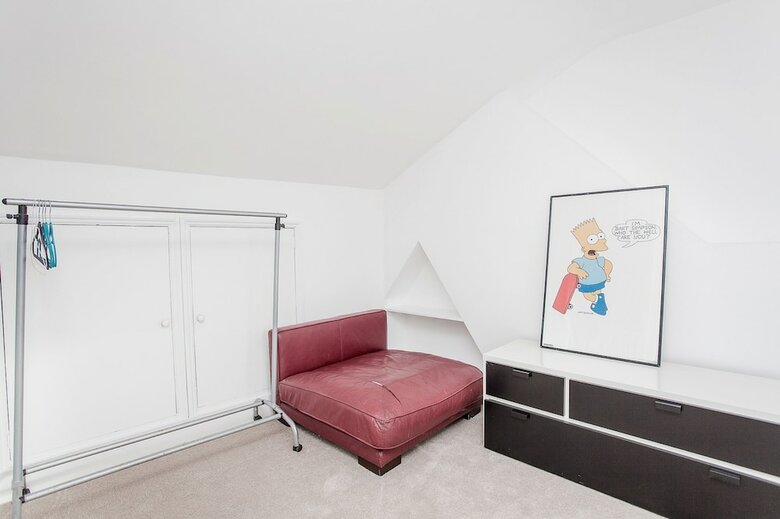 Elegant Victorian 3 Bed Home Near Hammersmith