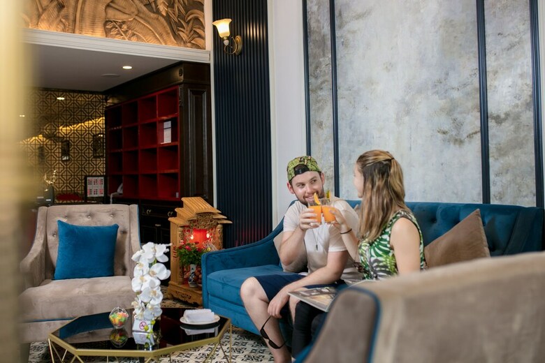 Golden Rooster Hotel
