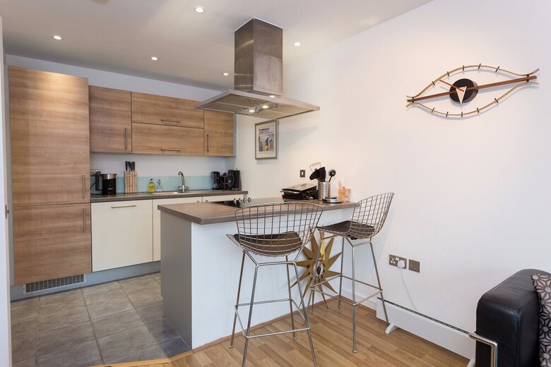 Apartamentos Amazing 1 Bedroom Flat In Bow With Balcony
