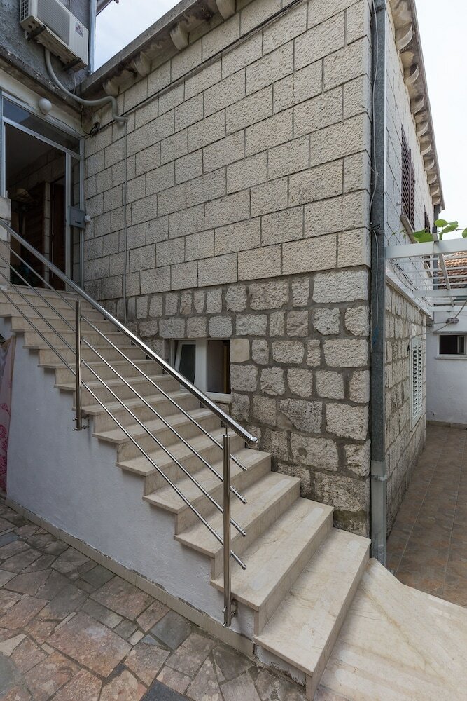 Hotel Guest House Kusalo