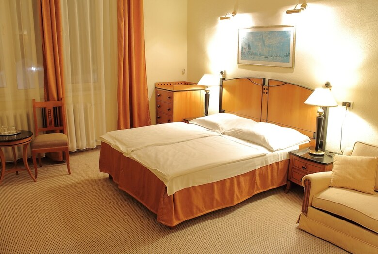 Hotel Centr�l