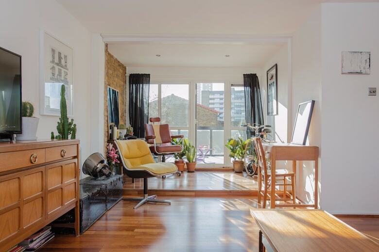Apartamentos 2 Bedroom Flat In Whitechapel With Large Balcony