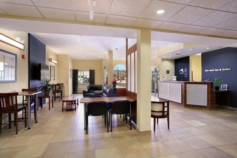 Hotel Microtel Inn & Suites By Wyndham Kearney