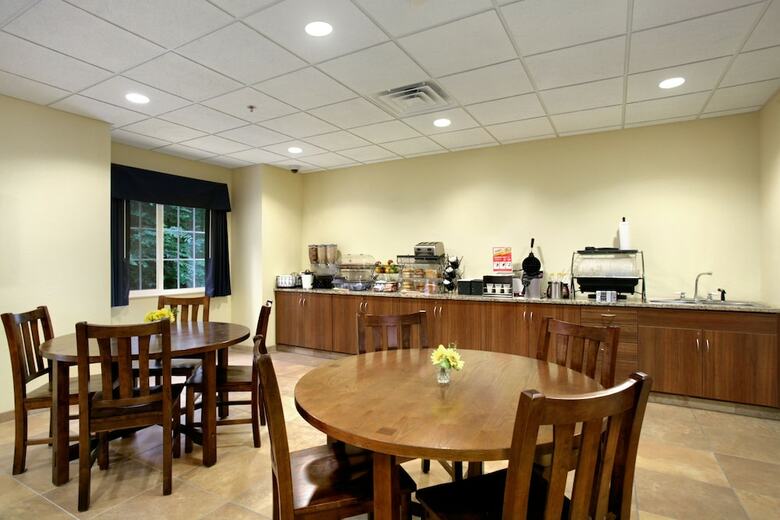 Hotel Microtel Inn & Suites By Wyndham Kearney
