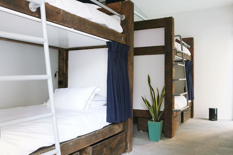 Hostal The Dorm Saigon - Adults Only