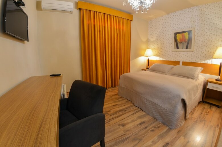 Hotel Canto Belo