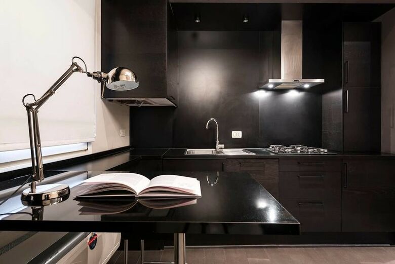 Downtown Luxury Design Apartment