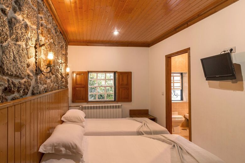 Hotel Casa Das Tilias - Historic House