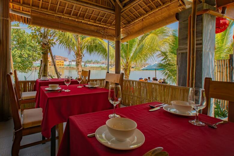 Hotel Hoi An Corn Riverside Villa
