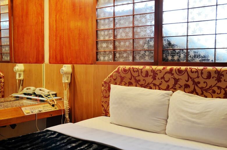 Family Hotel- Linsen