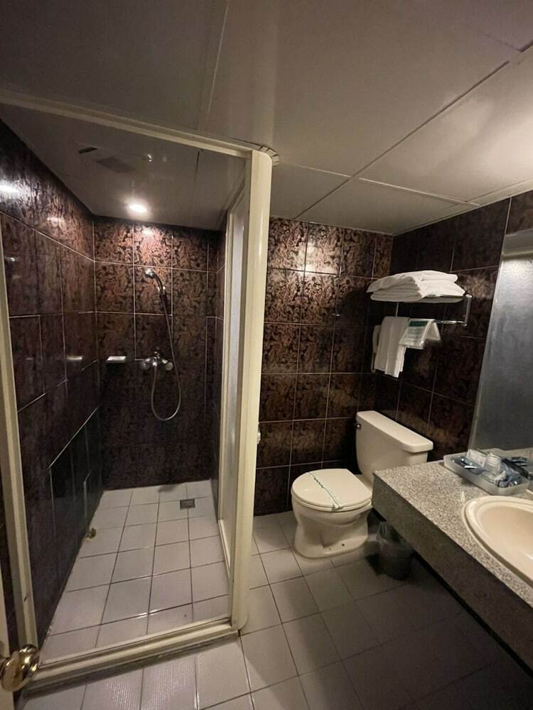 Family Hotel- Linsen
