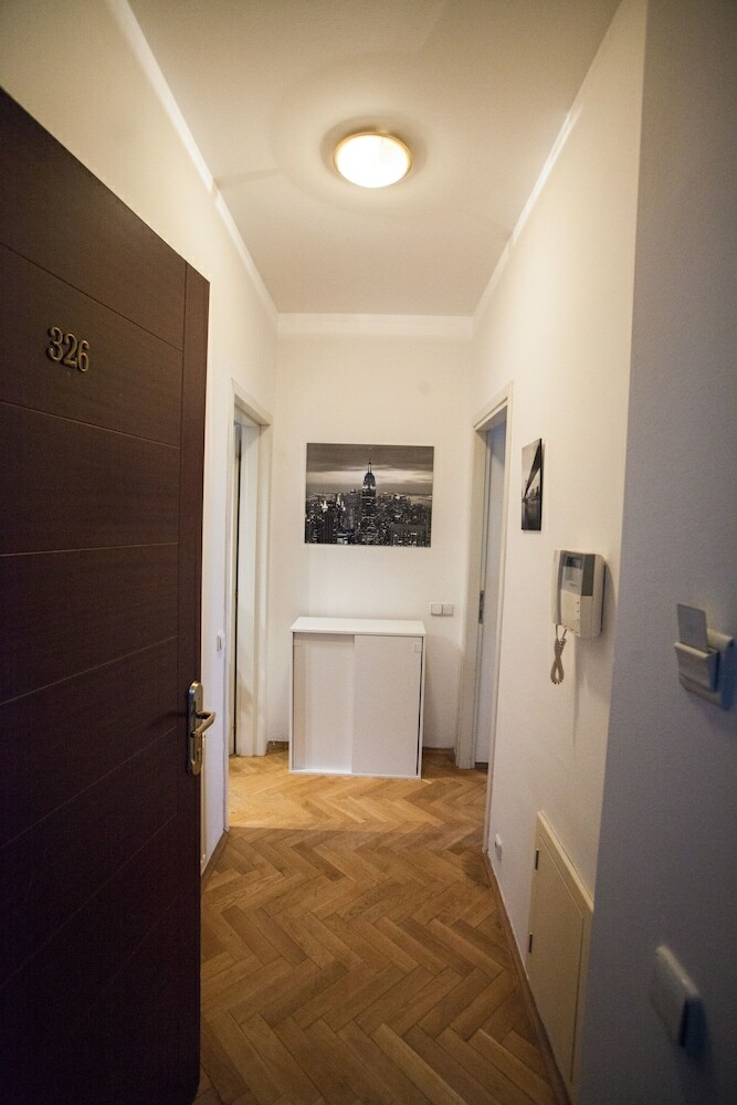 Apartamentos Prague ?i?kov Studios