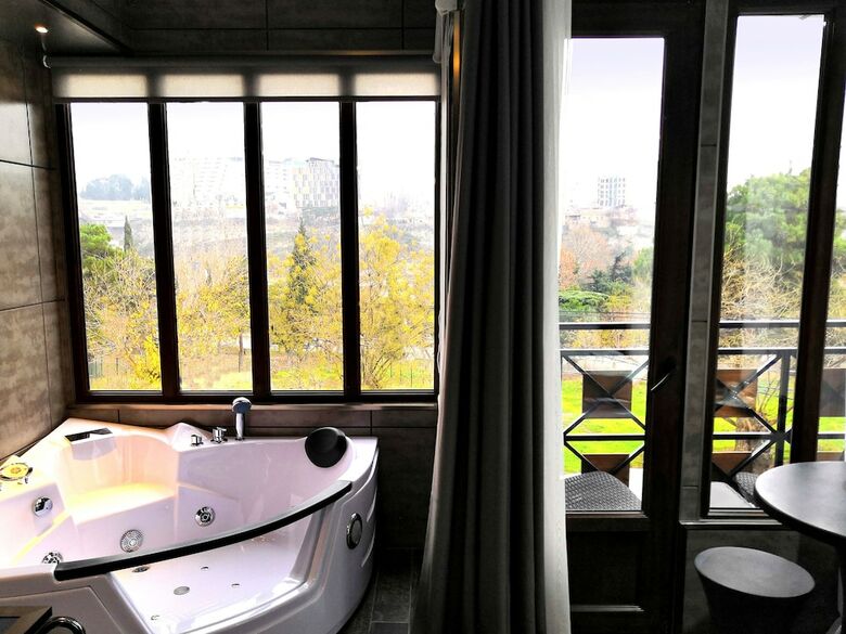 Hotel Piano Borracho