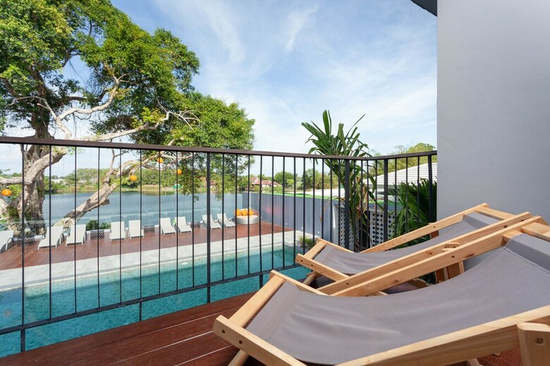 Hotel The Lake Chalong Resort