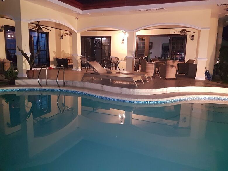 Kim Beatriz Compound