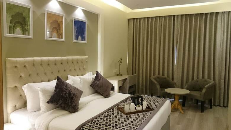 Mango Hotels Naveen
