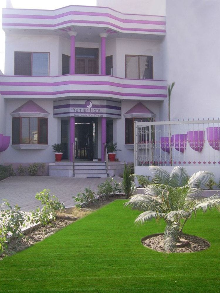 New Premier Hotel