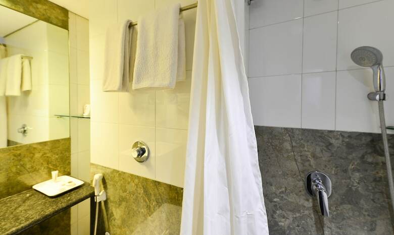 Hotel Treebo Swastik