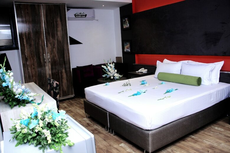 Hotel Platinum