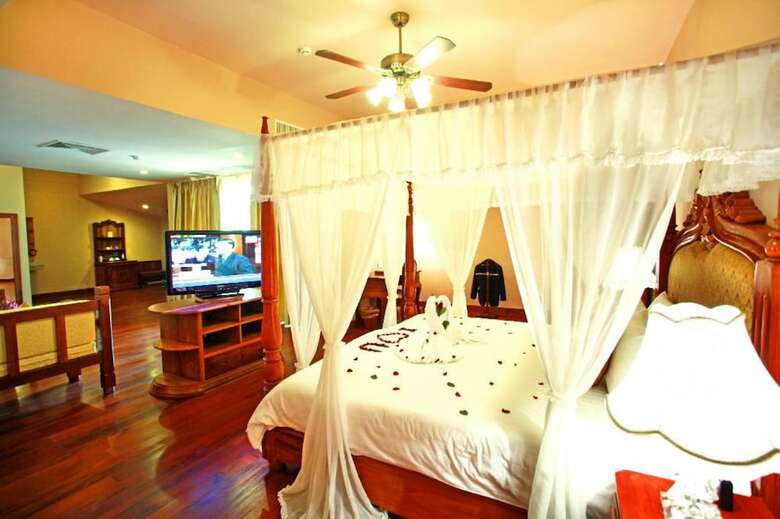 Bayon Era Hotel